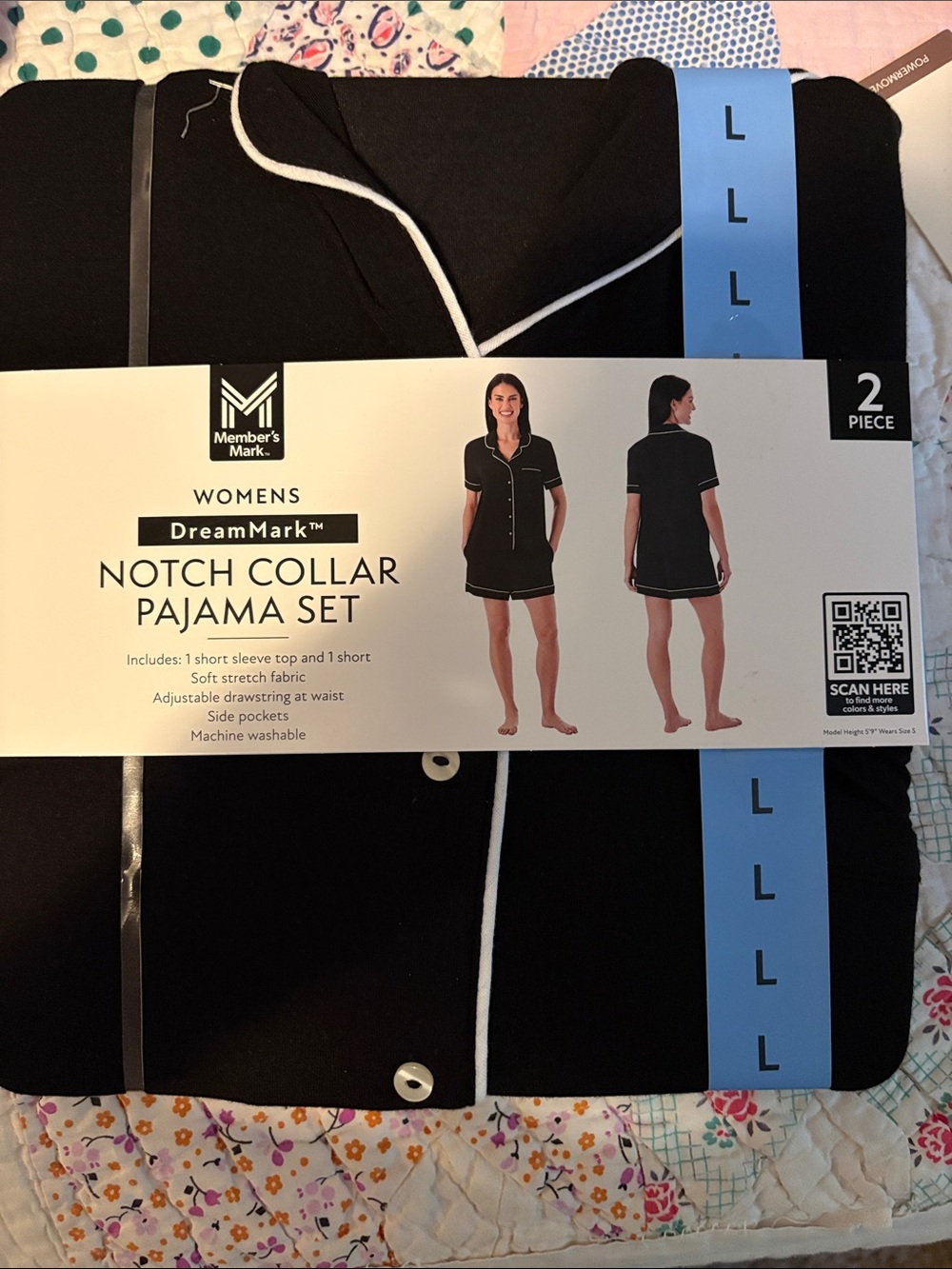 DreamMark Women's Black Notch Collar Short Sleeve Pajama Set